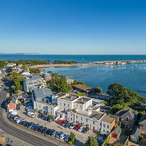 4* Hotel Harbour & Christchurch